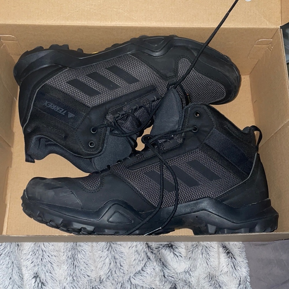 Terrex AX3 MID GTX